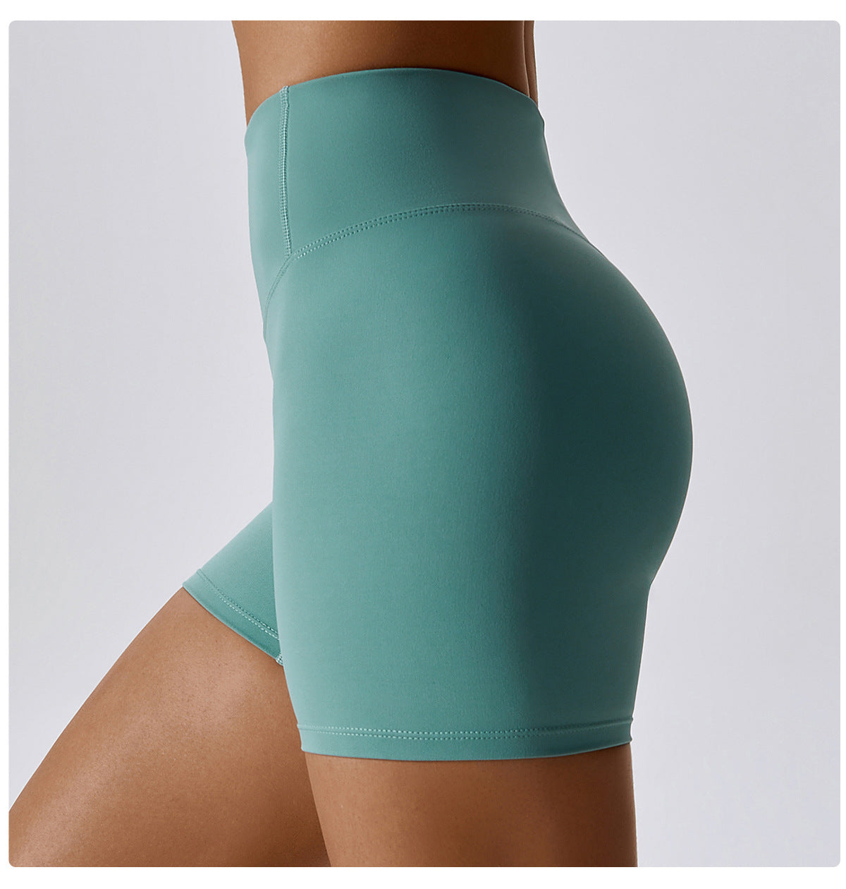 Seamless hot pants