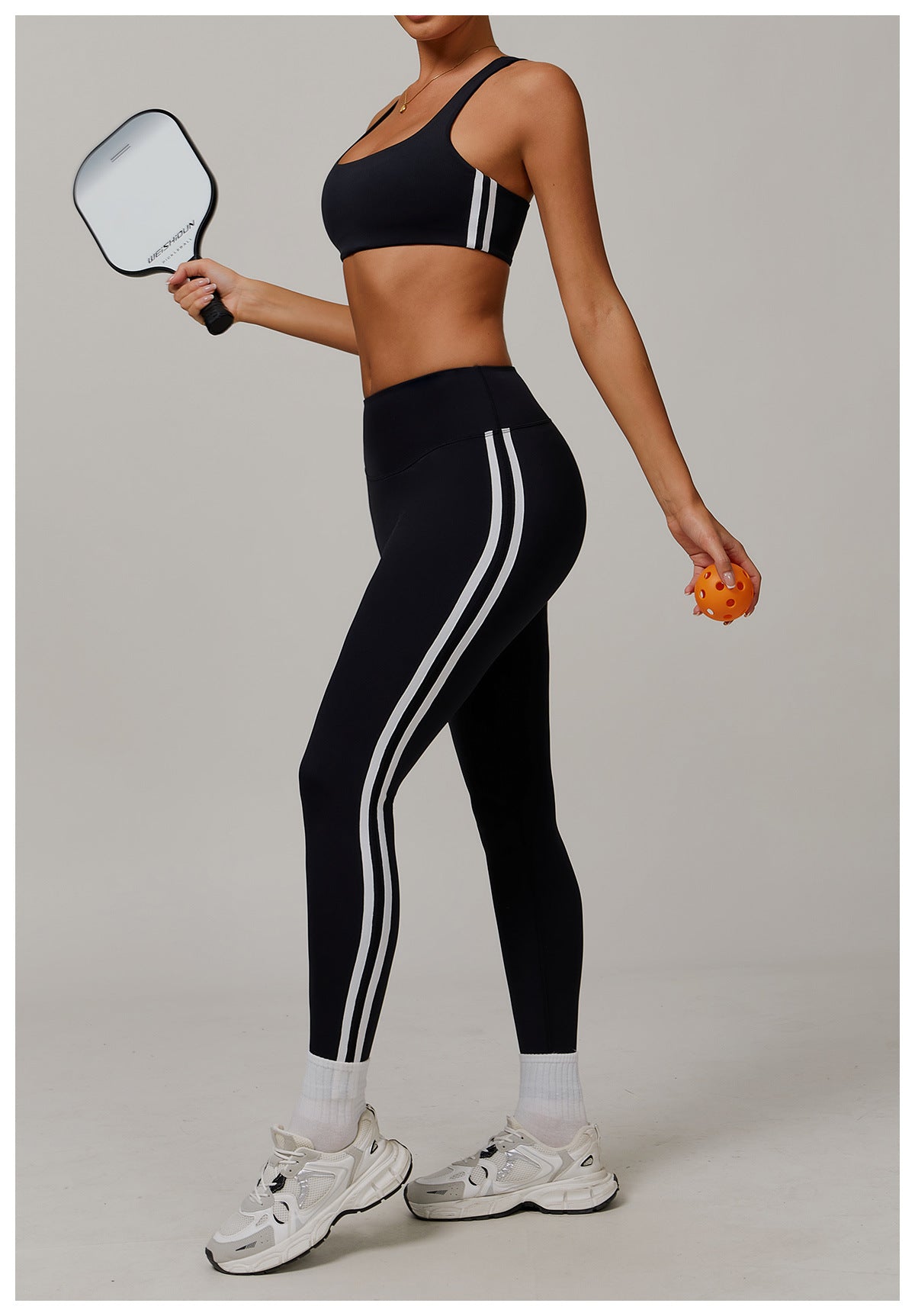 Contrast stripe sports bra