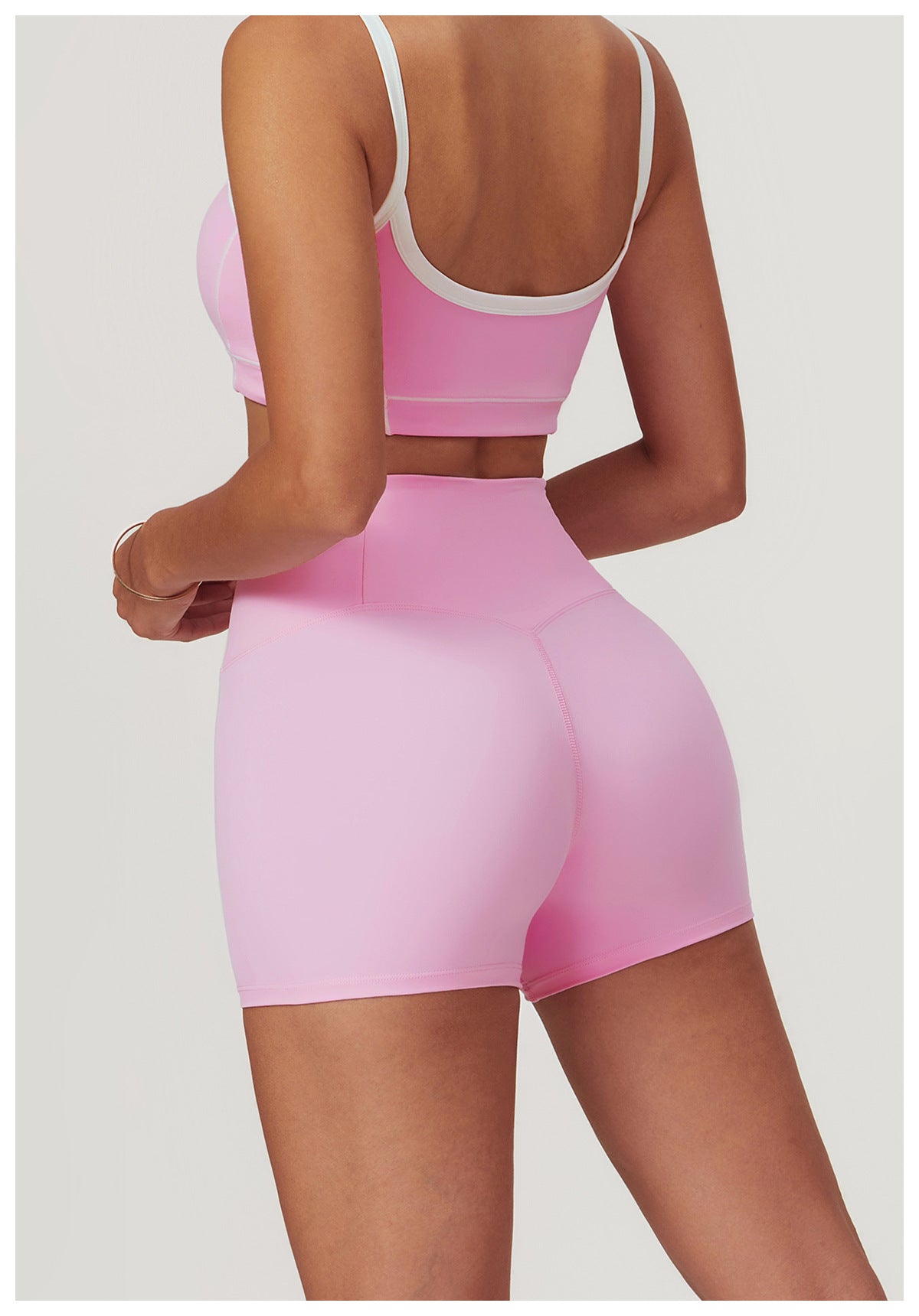 Contrast piping hot pants