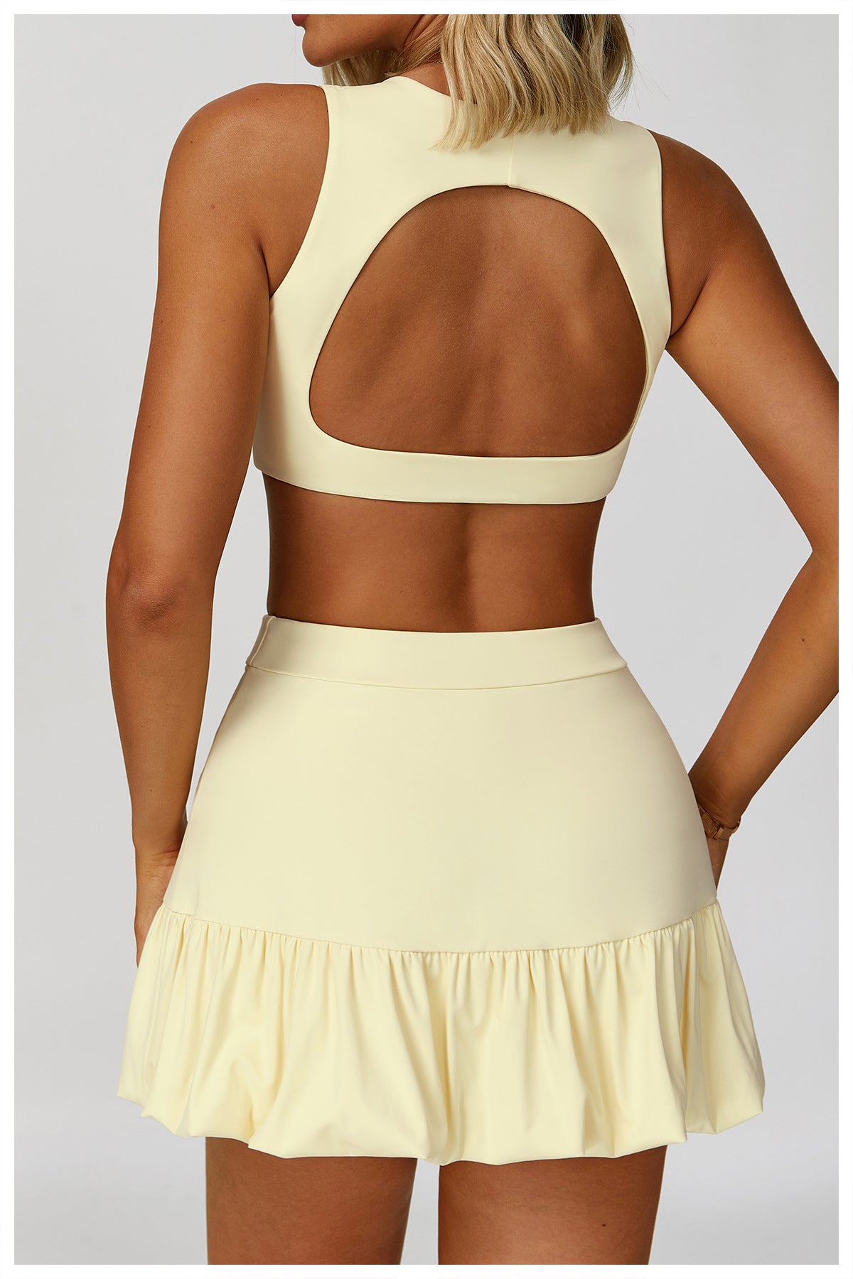 Seamless sports bra