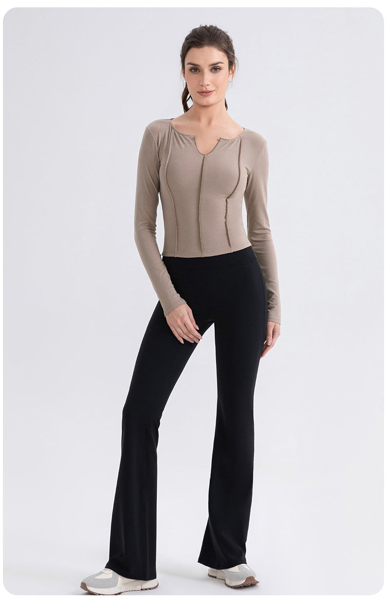 Full sleeve top with piping