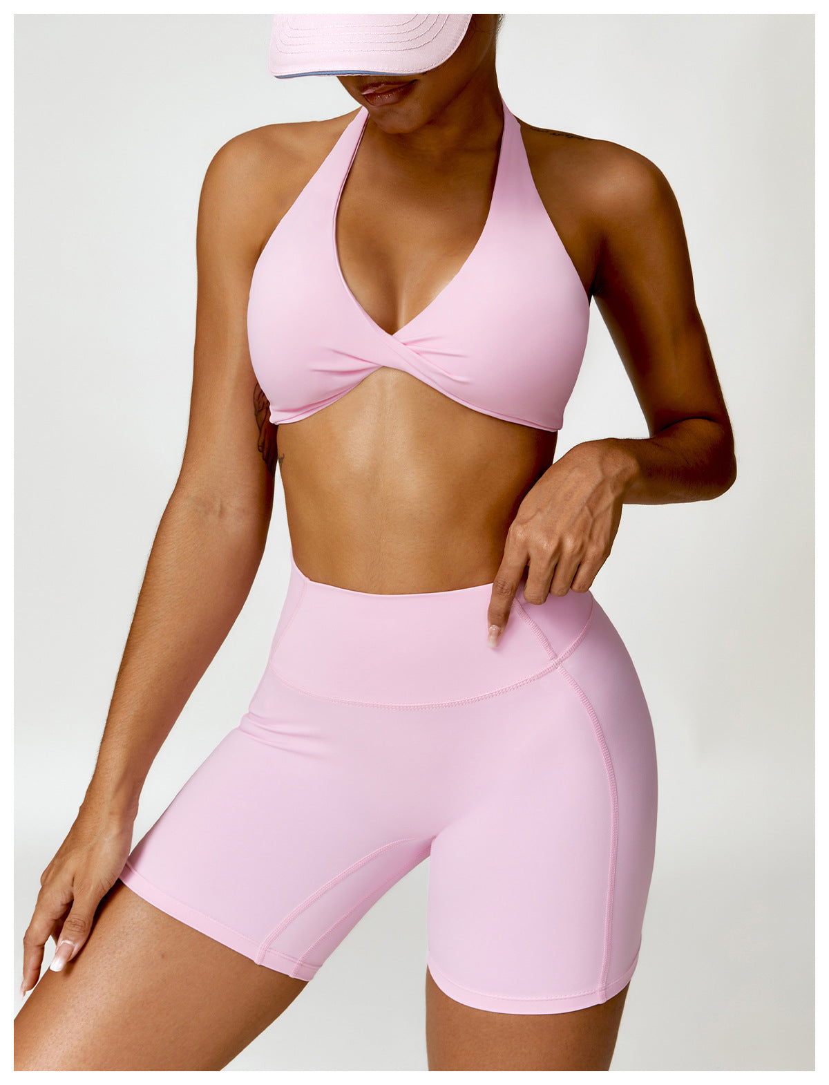 Conturing hot pants