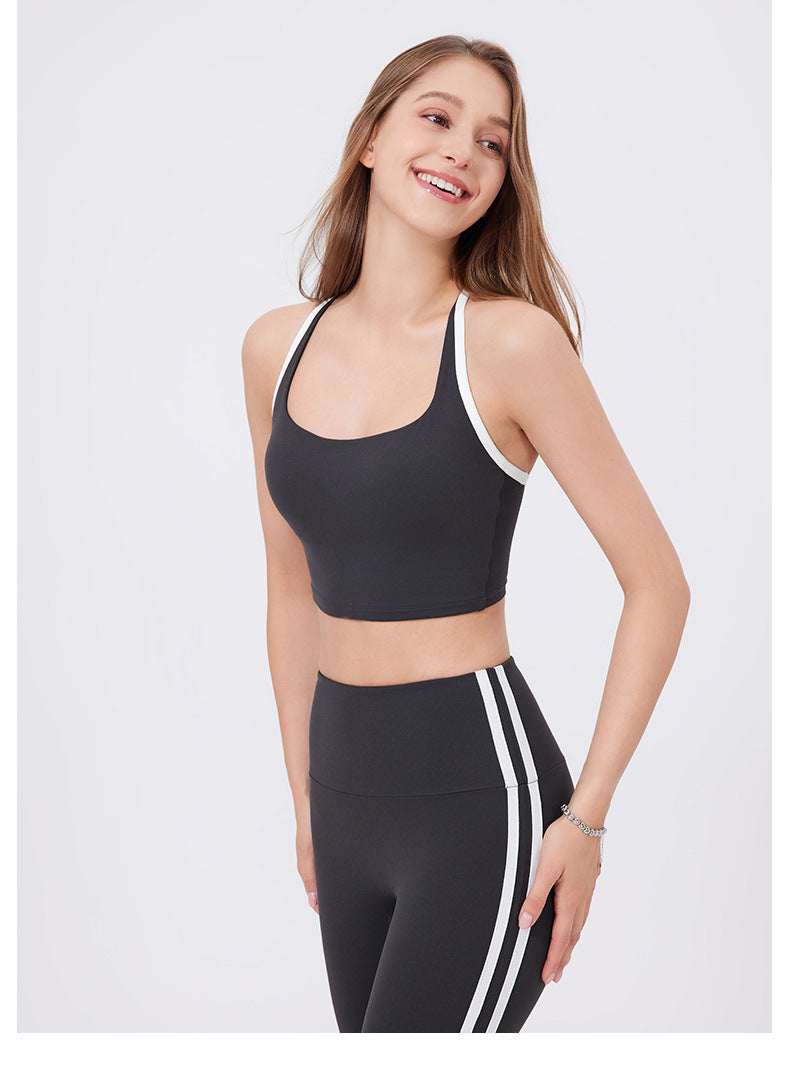 Contrast strap sports bra