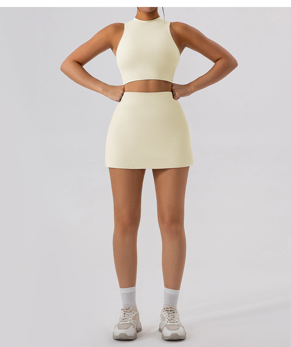 High neck sleeveless cropped vest