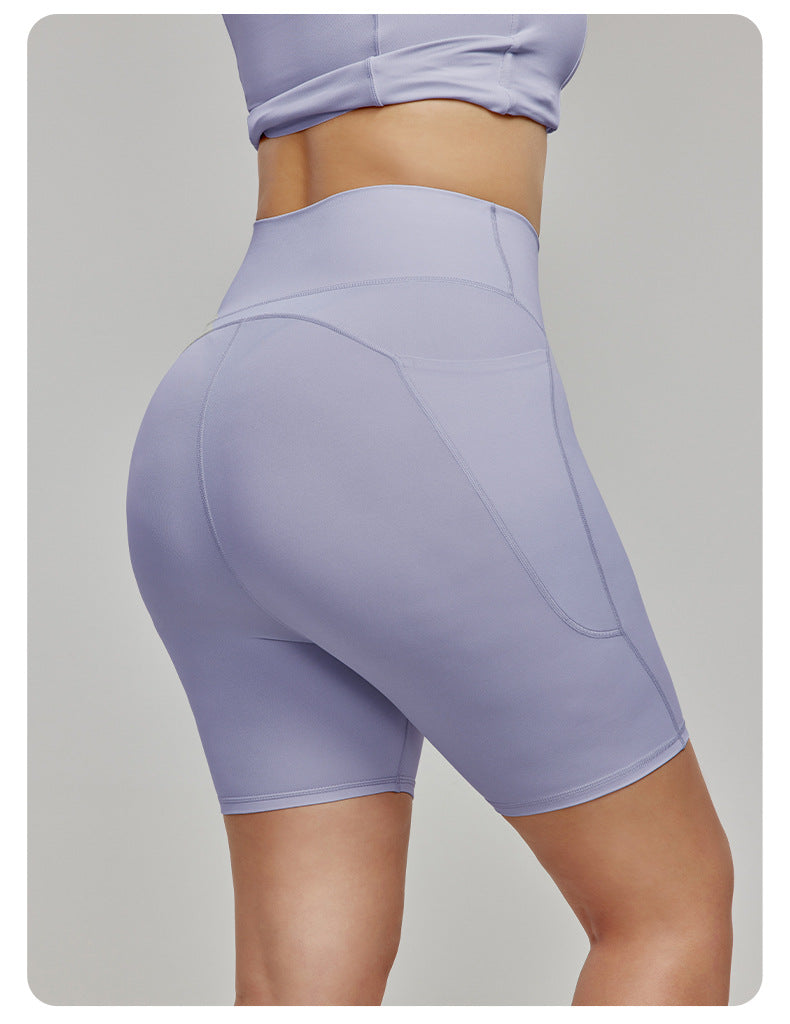 Cycling shorts with pockets