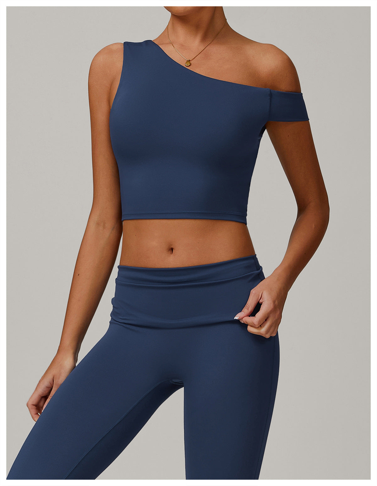 Asymmetric Shoulder top