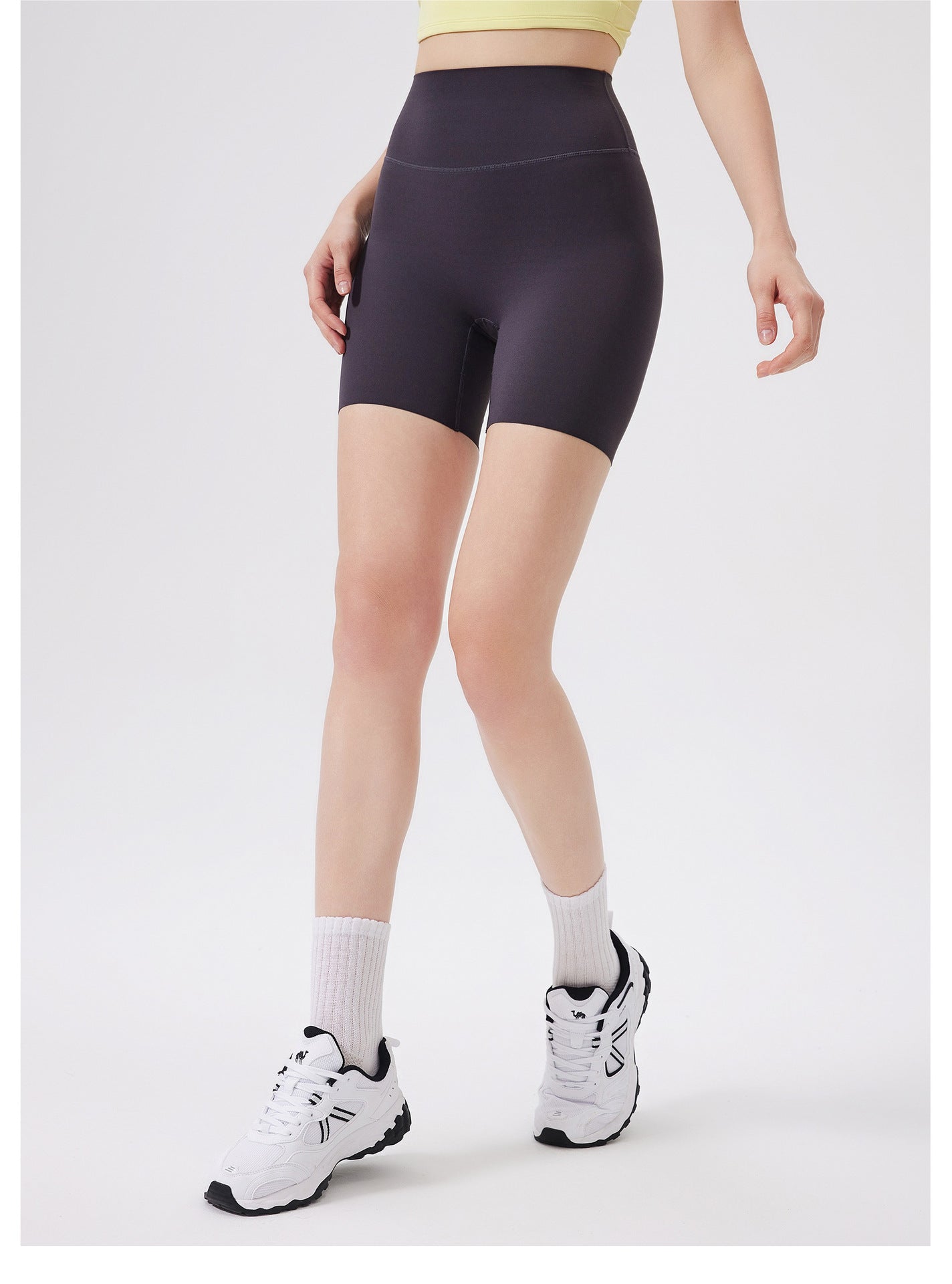 Seamless yoga shorts