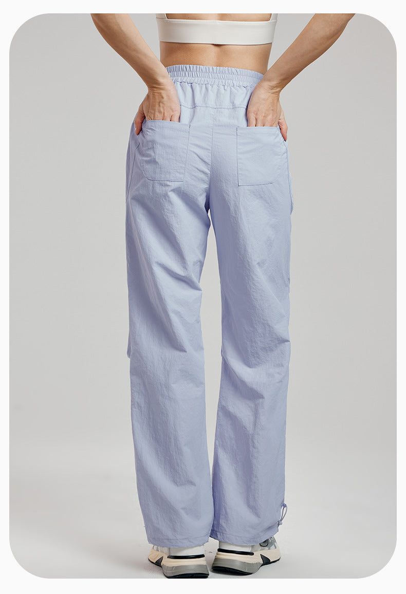 Straight leg trousers with pockets