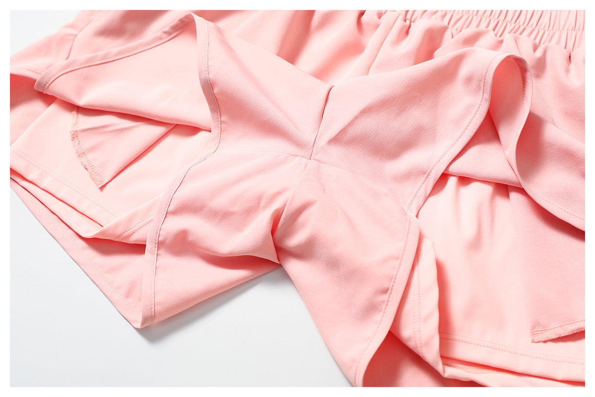 Quick dry running shorts with pockets