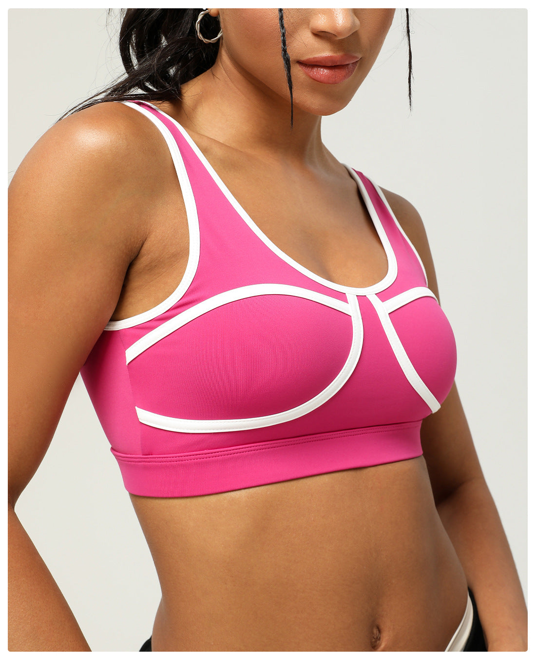 Contrast trim sports bra