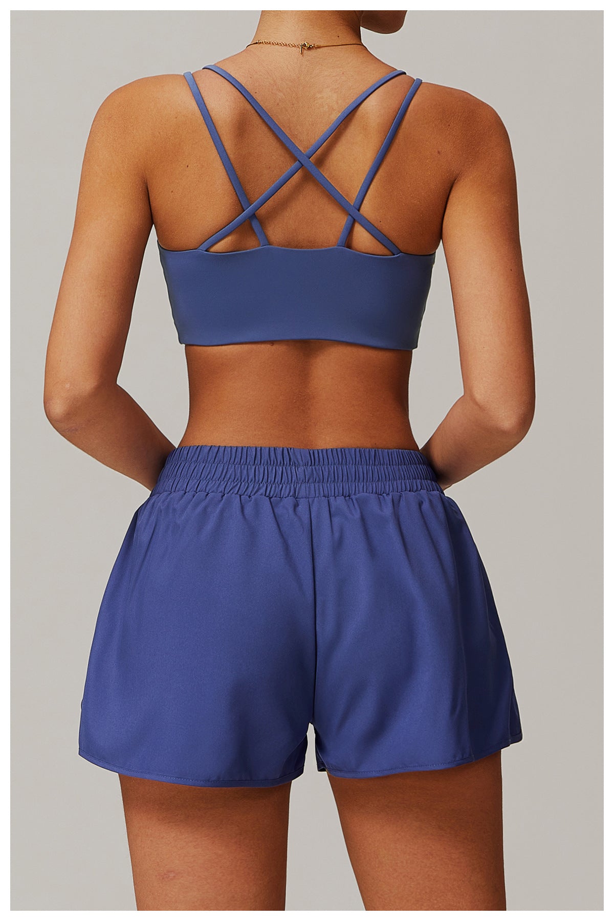 Quick dry running shorts with pockets