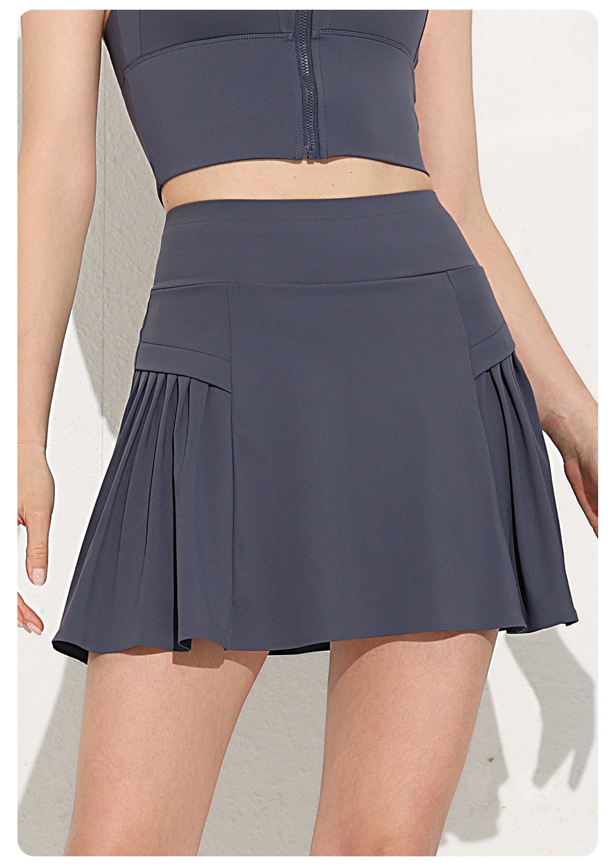 Pleated side skort