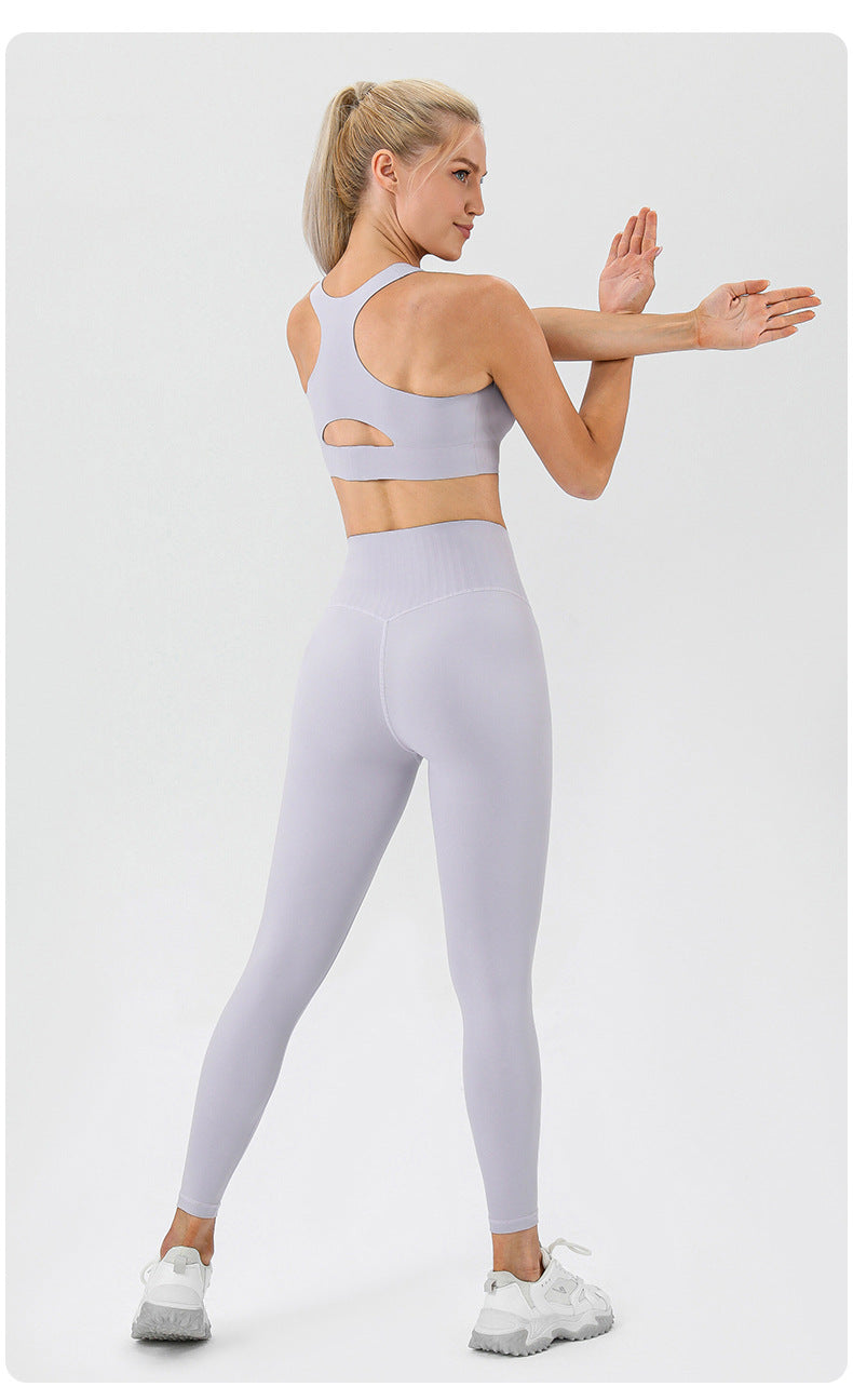 Seamless high support sports bra