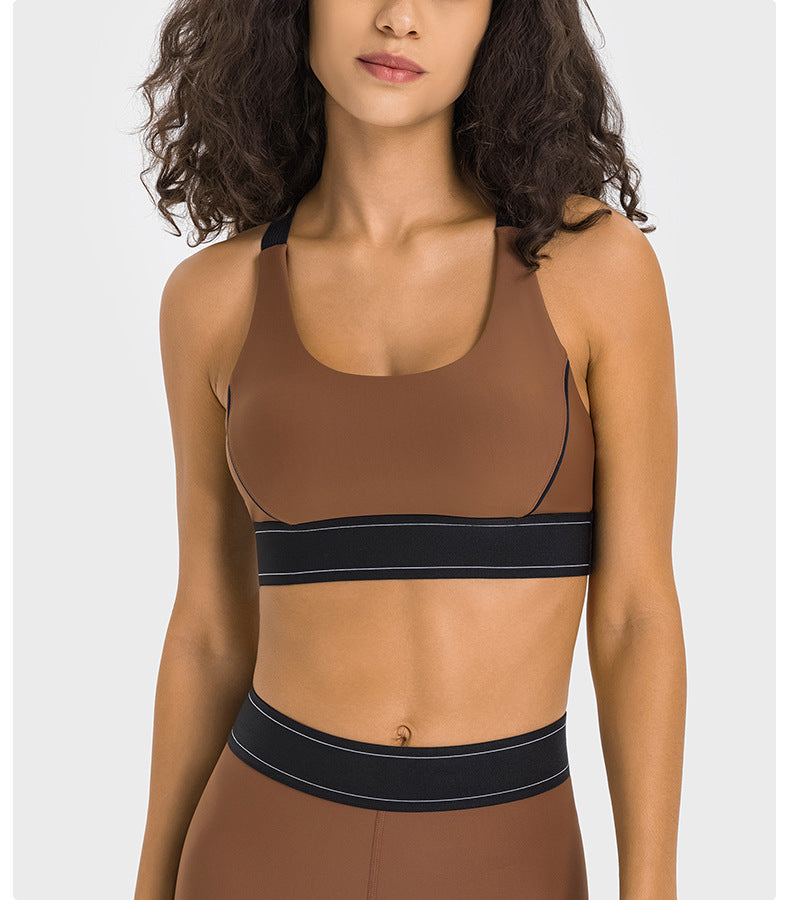 Contrast detail high support bra