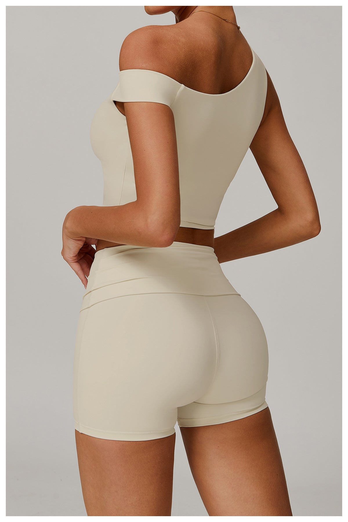Asymmetric Shoulder top