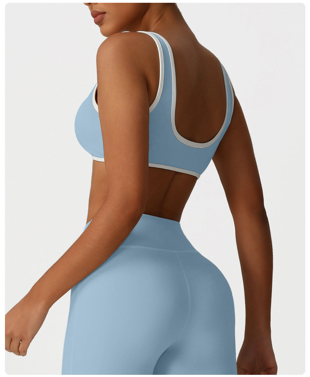 Contrast piping sports bra