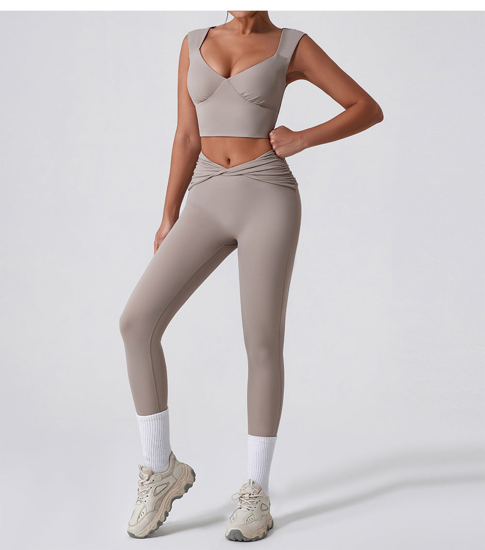 Quick dry sweet heart neck top