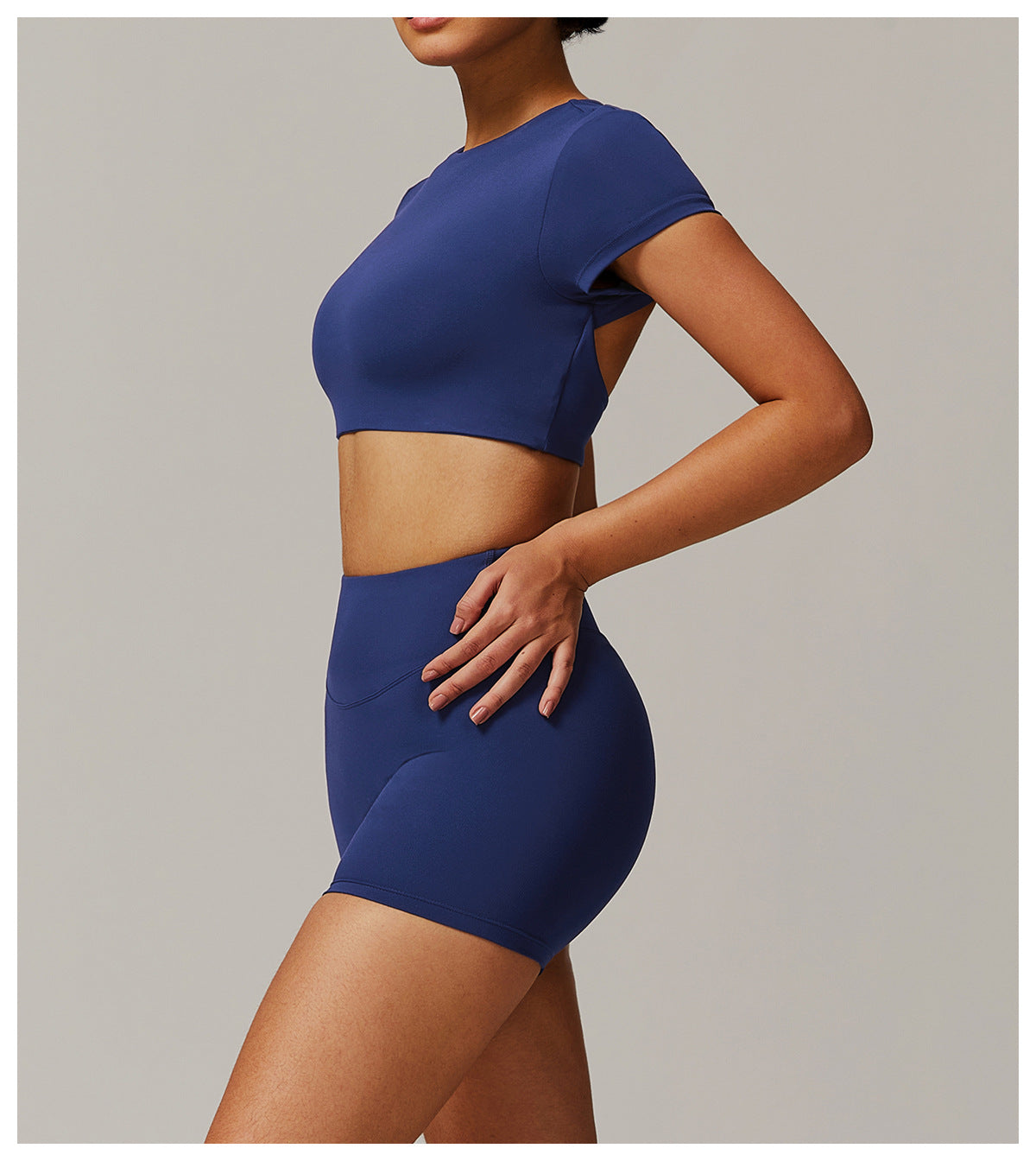 Short sleeve cropped top