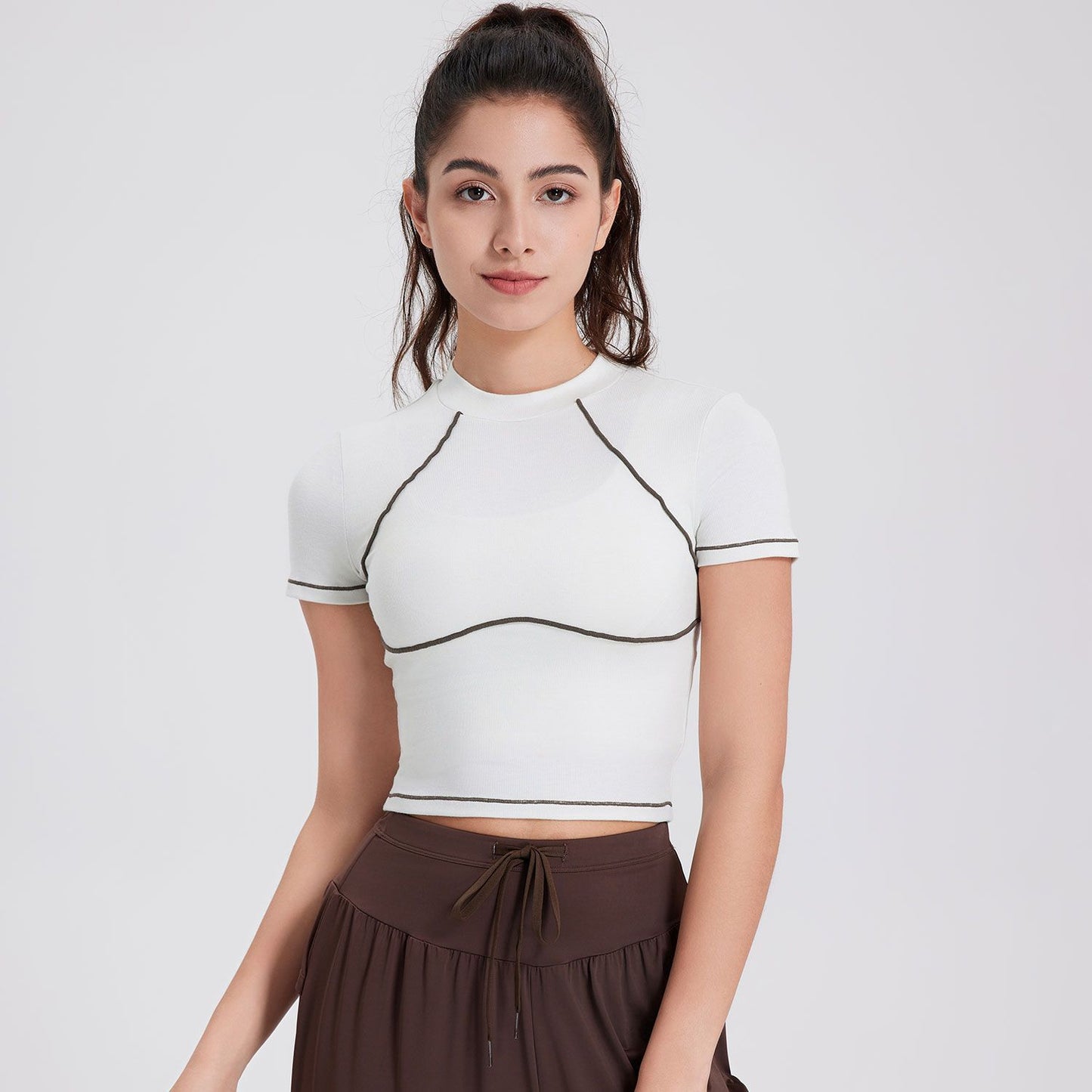 Short sleeve contrast stitch top