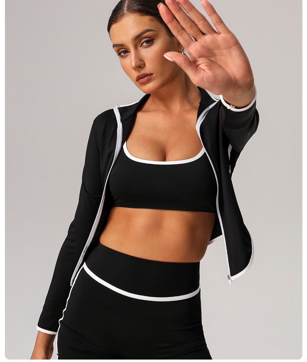 Contrast piping sports bra