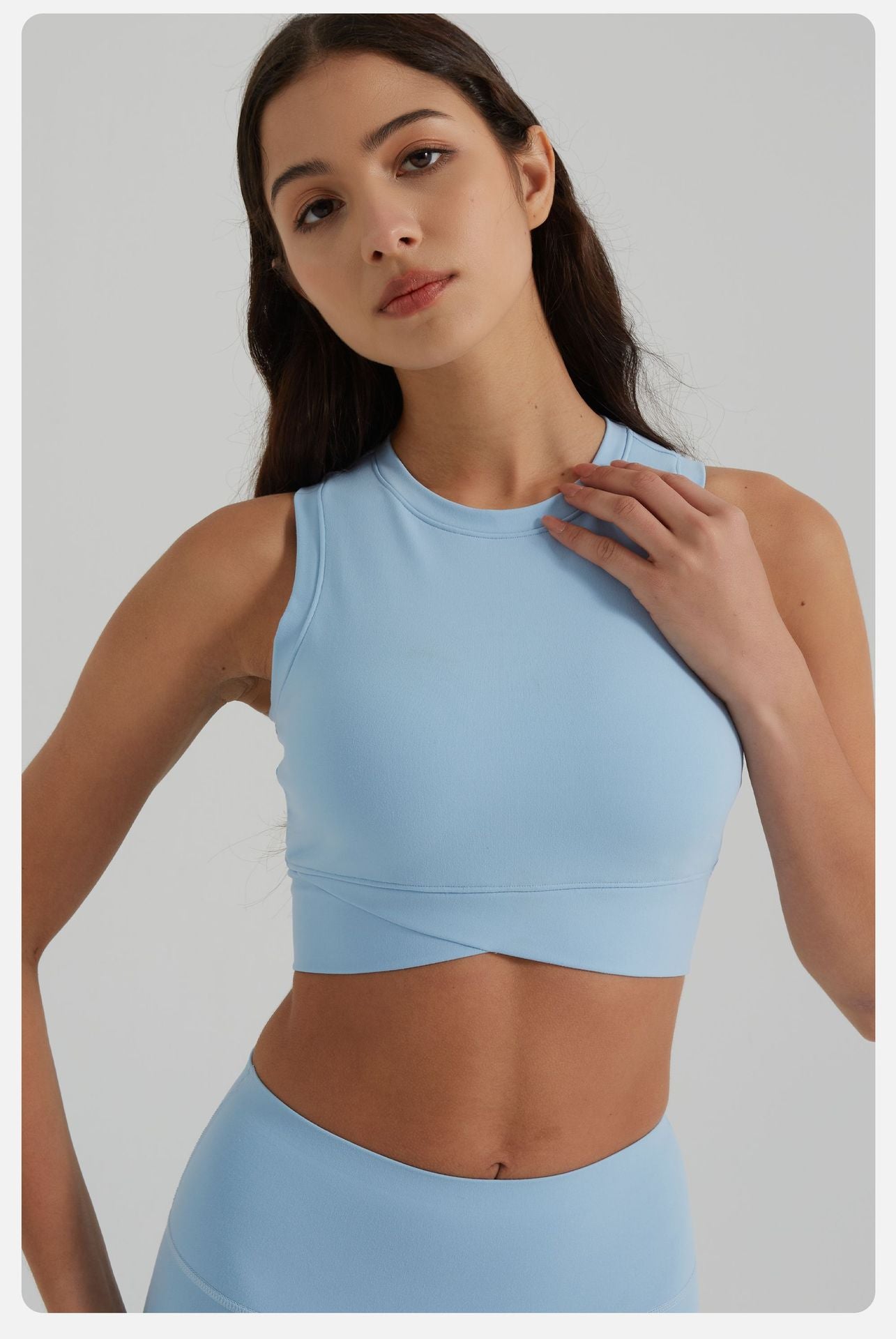 Medium support cropped vest