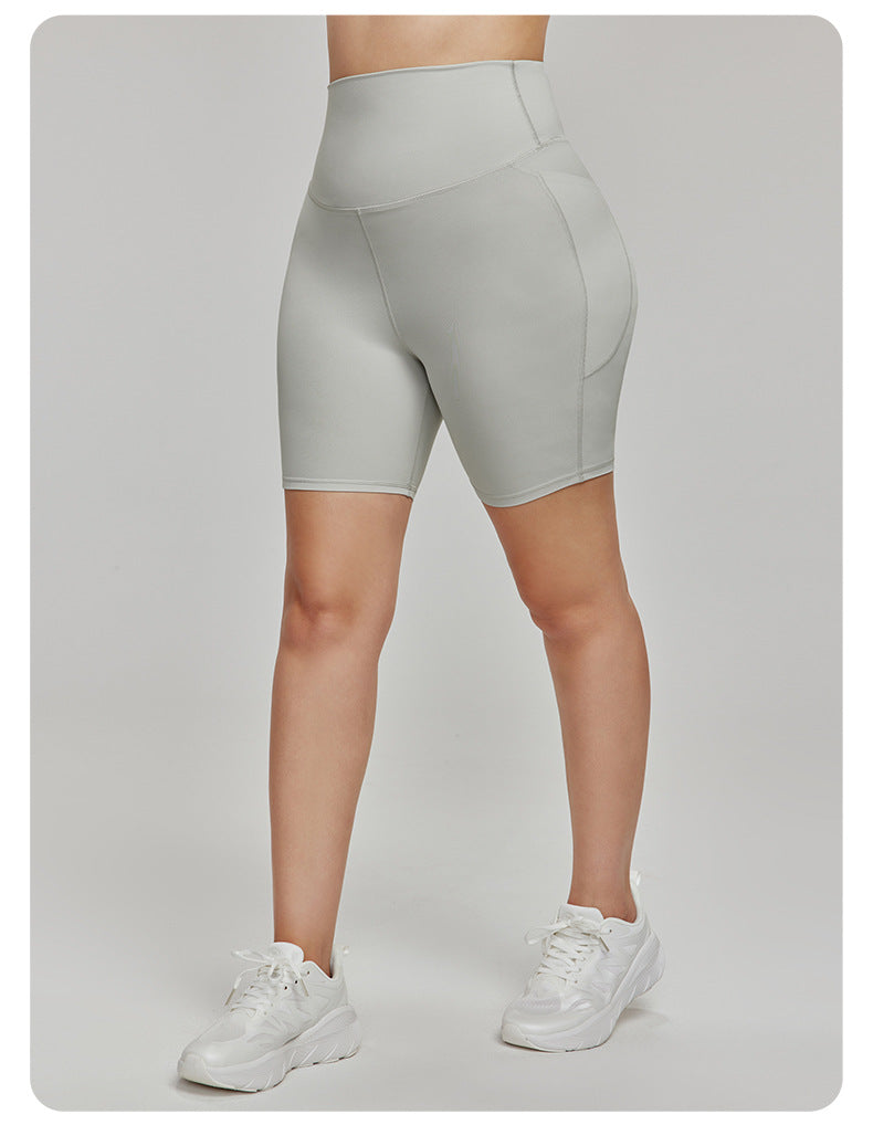 Cycling shorts with pockets
