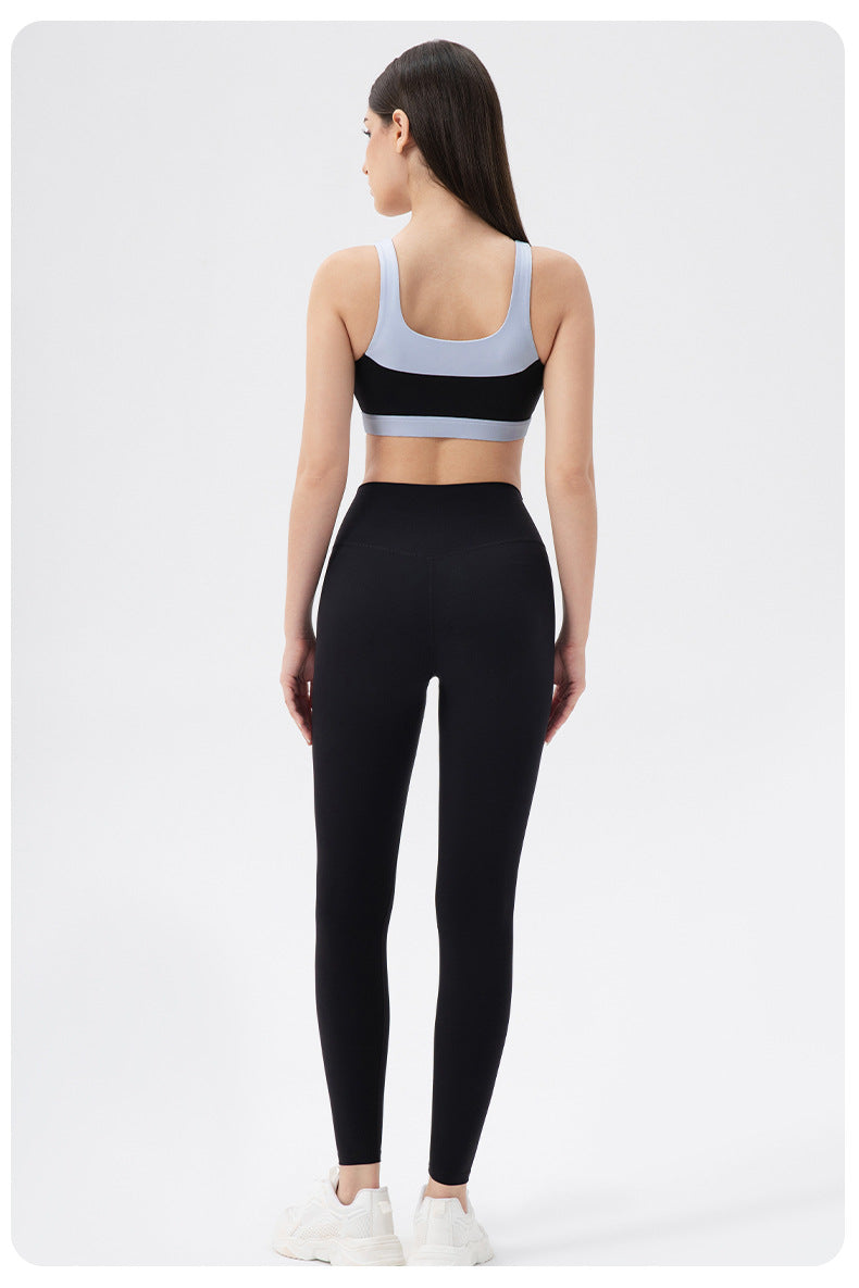 Colour block sports bra
