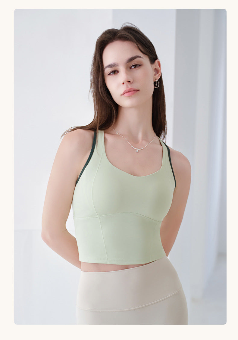 Contrast trim vest
