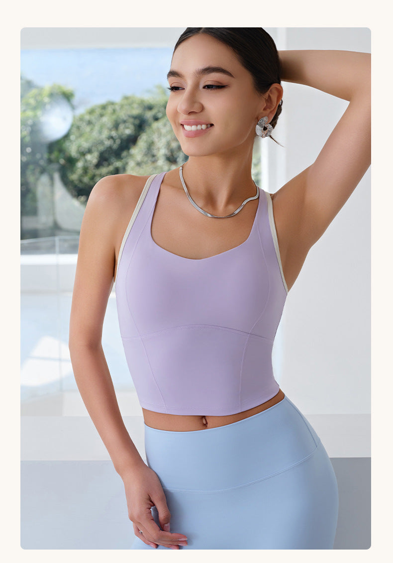 Contrast trim vest