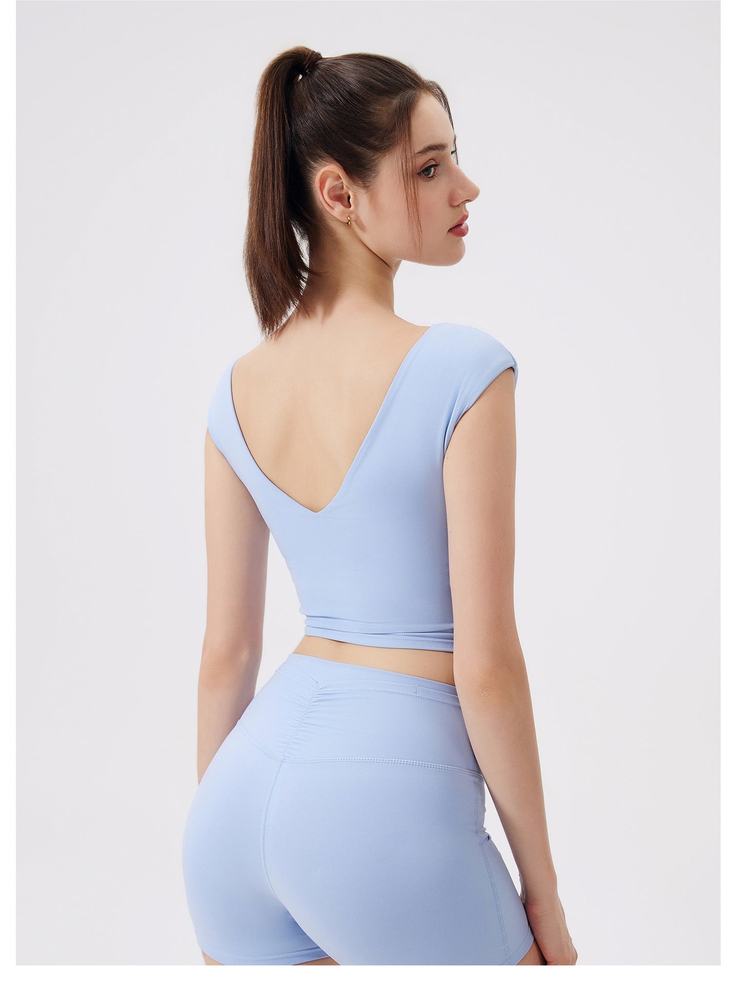 V neck cropped vest