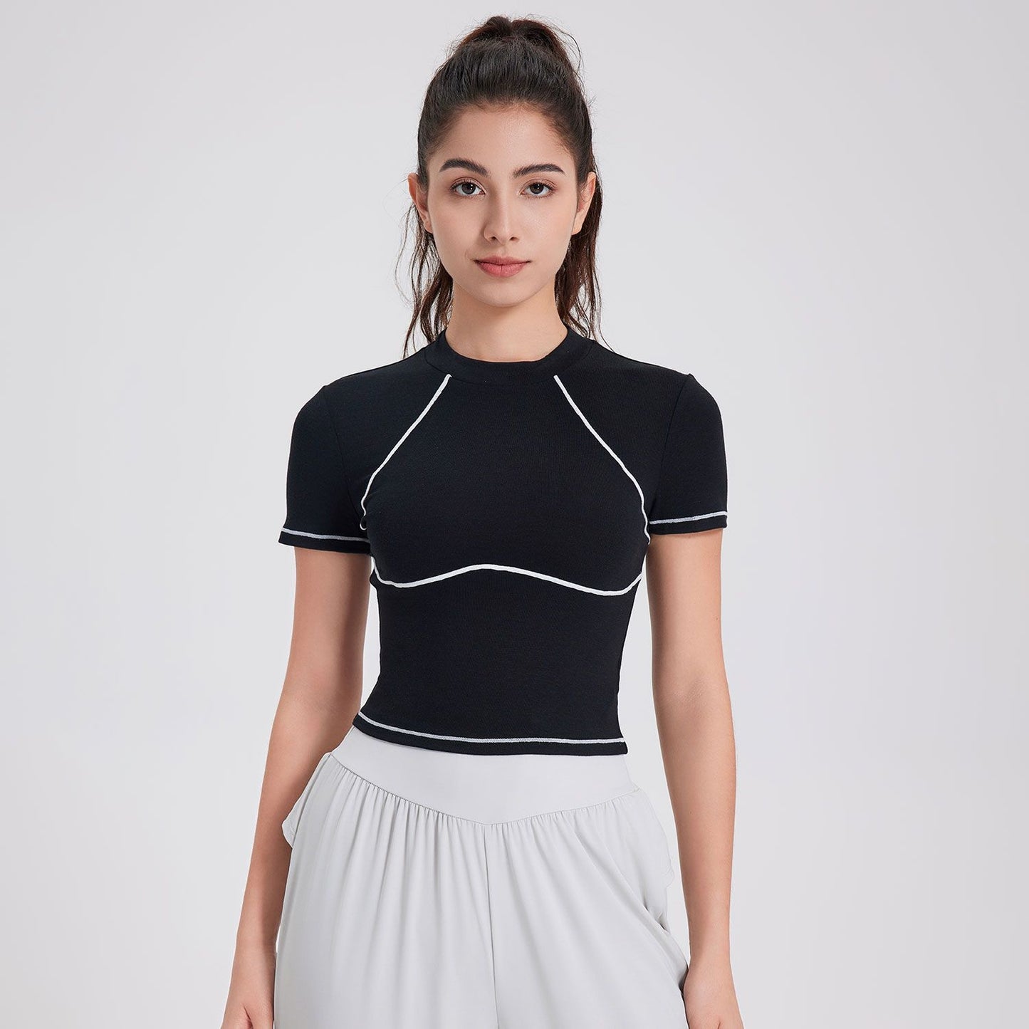 Short sleeve contrast stitch top