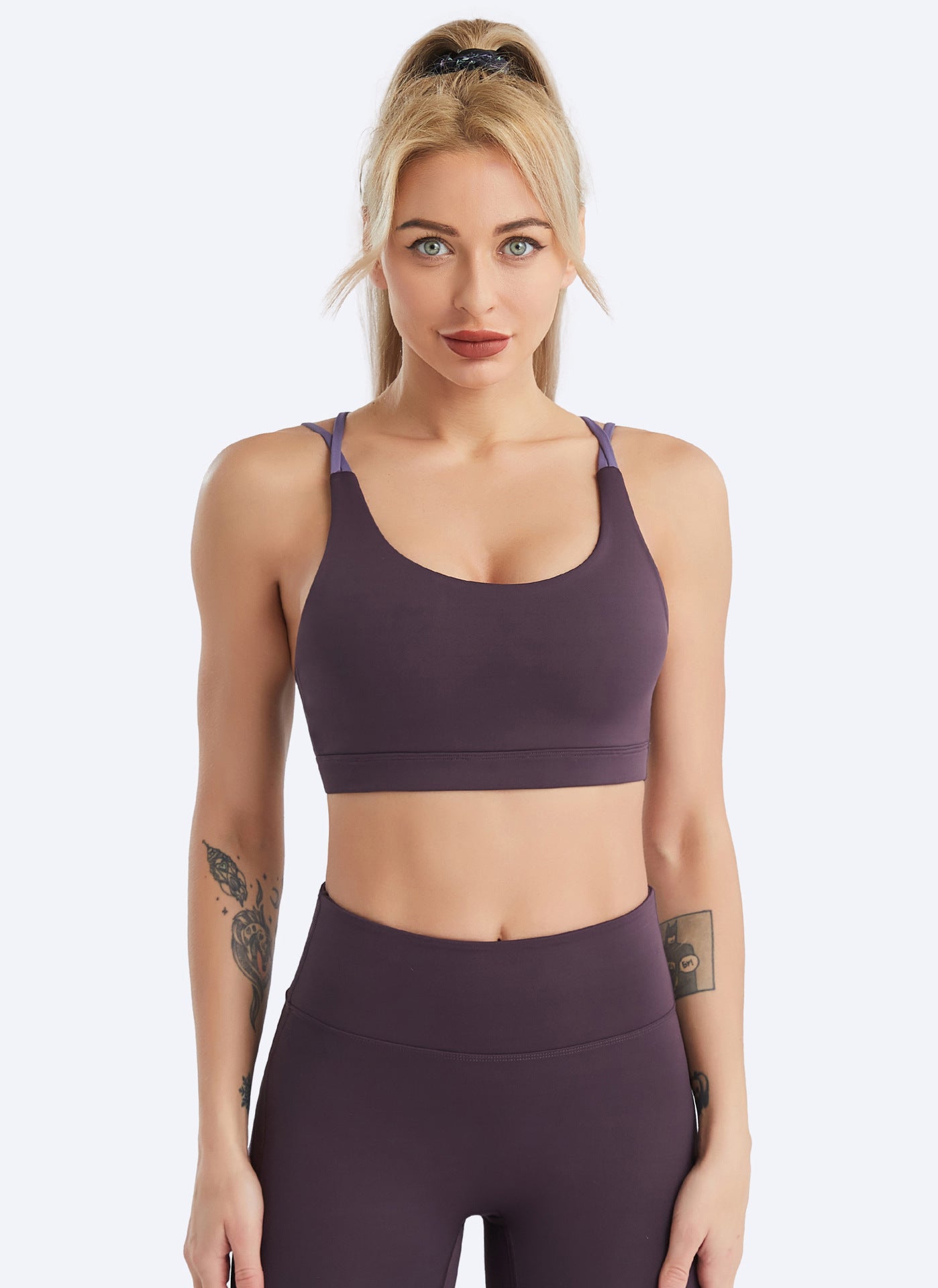 Contrast strap sports bra
