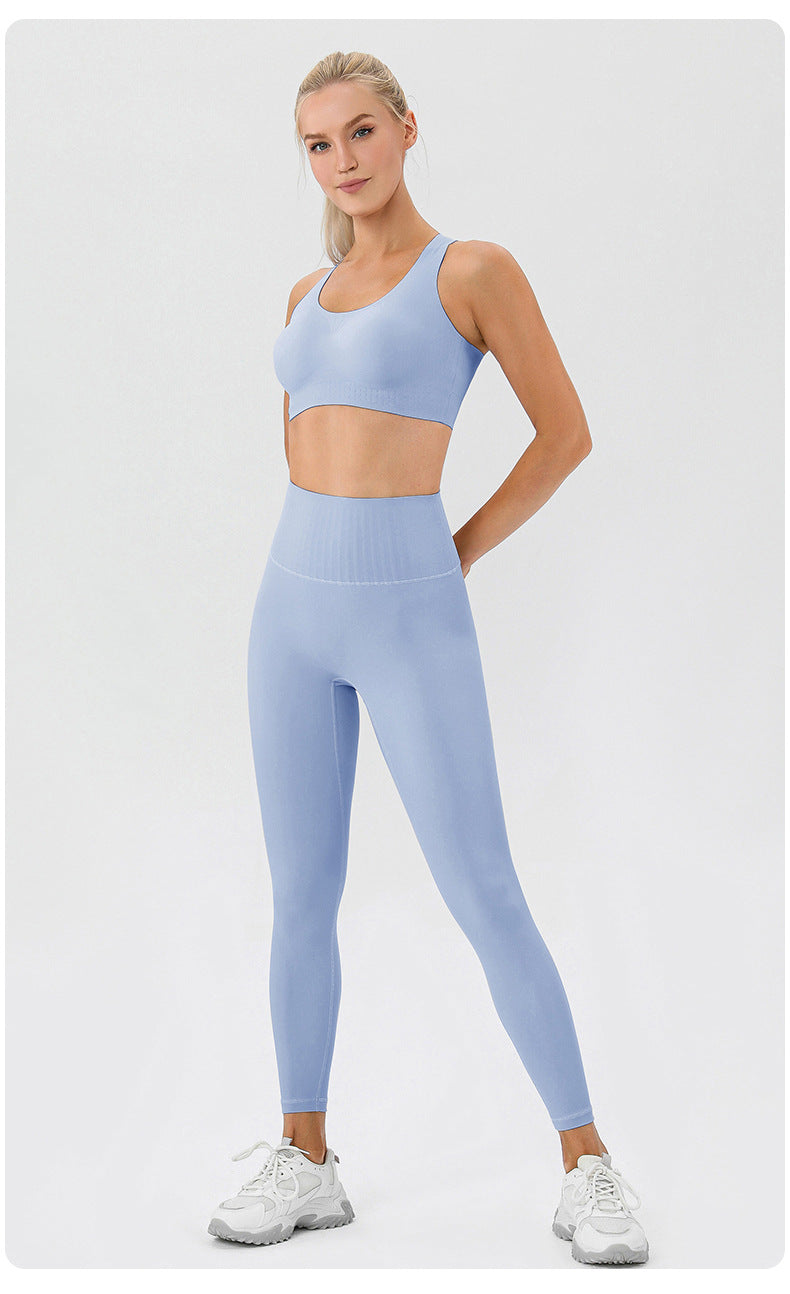 Seamless high support sports bra