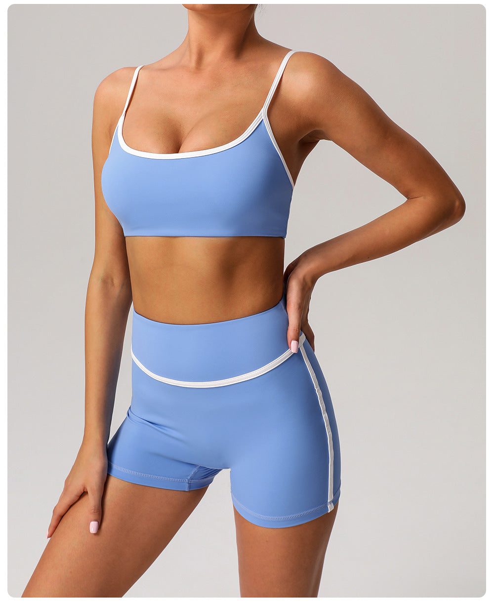 Contrast piping sports bra