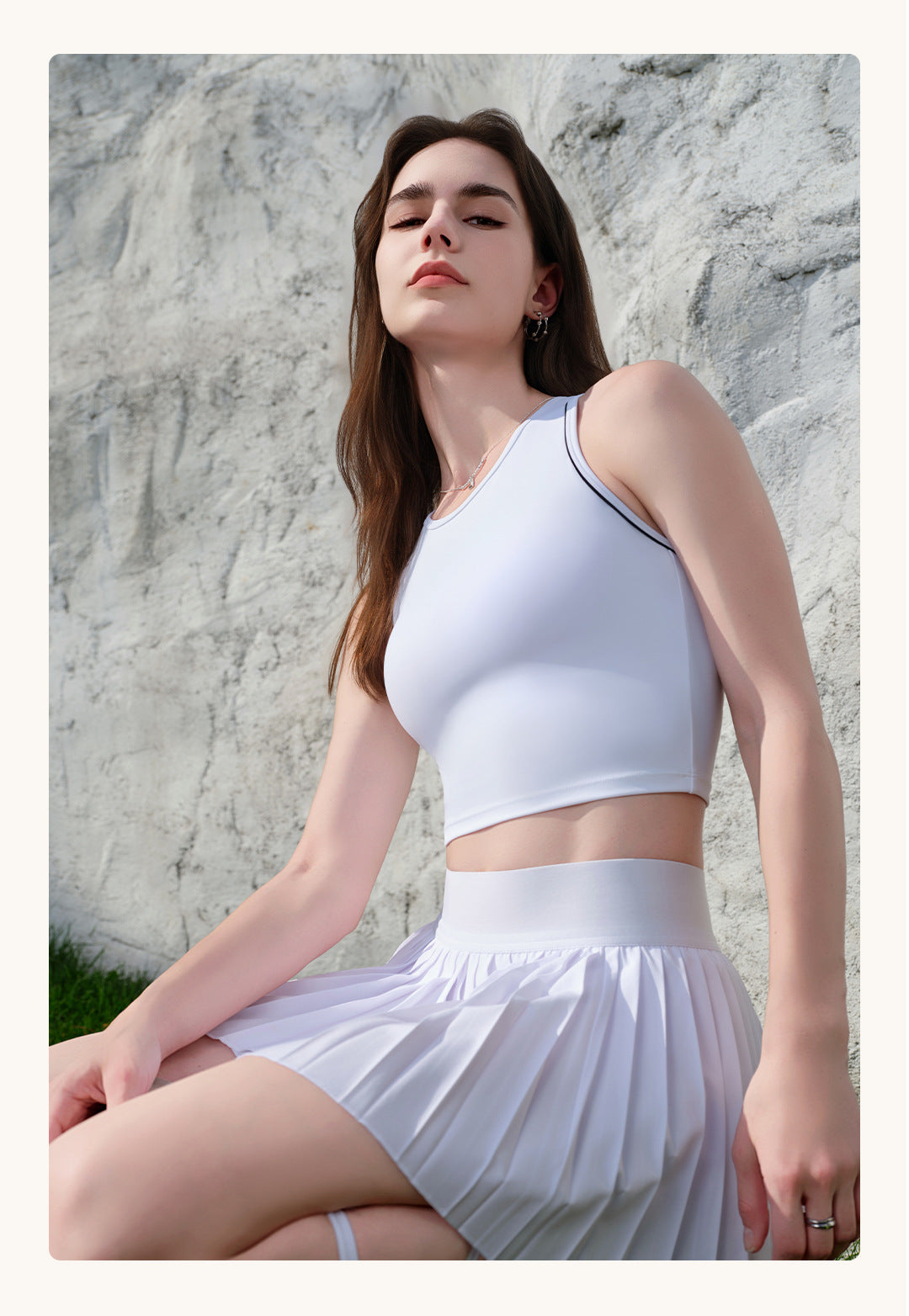 Contrast stitch vest