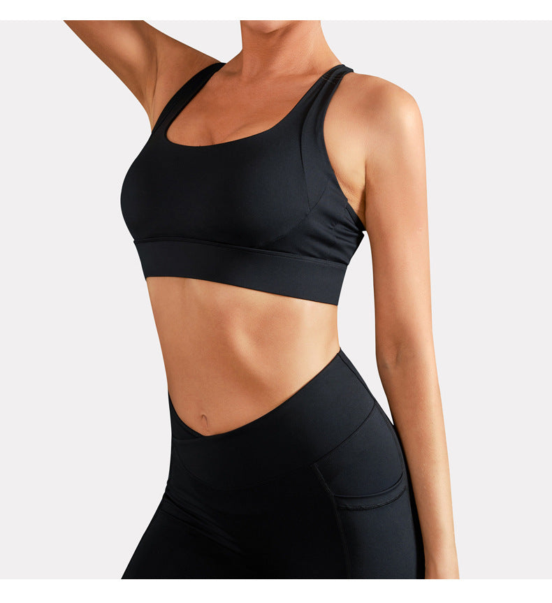 Contrast insert sports bra