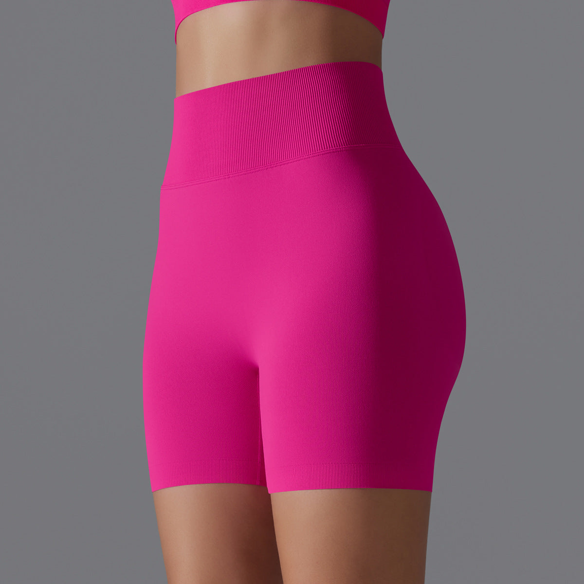 Seamless hot pants