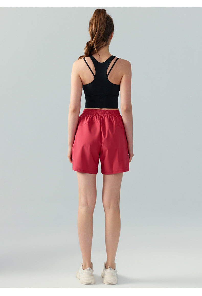 Training shorts with pockets