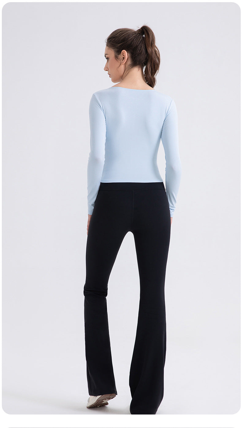 Full sleeve top with piping