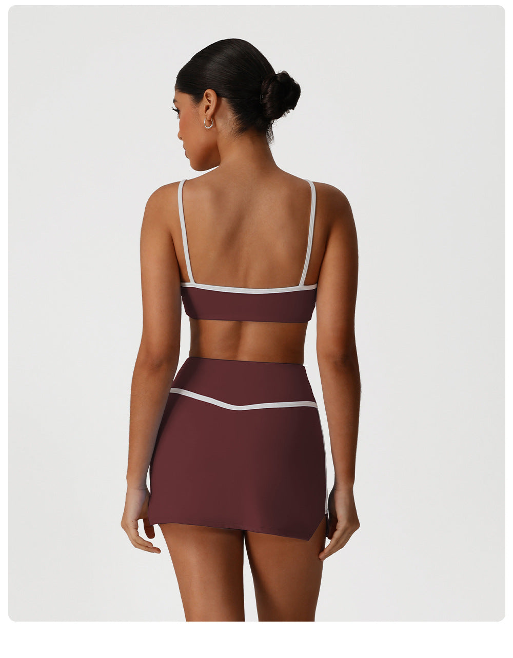 Contrast piping skort