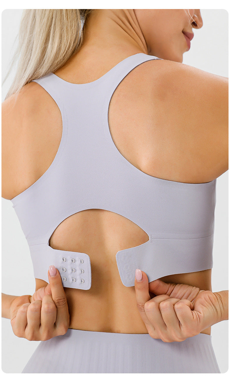 Seamless high support sports bra