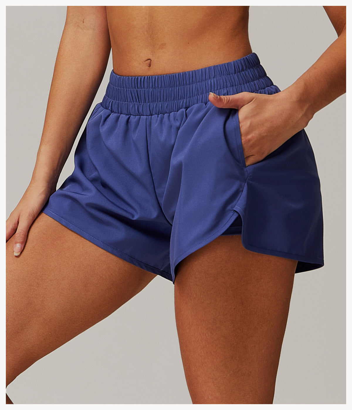 Quick dry running shorts with pockets