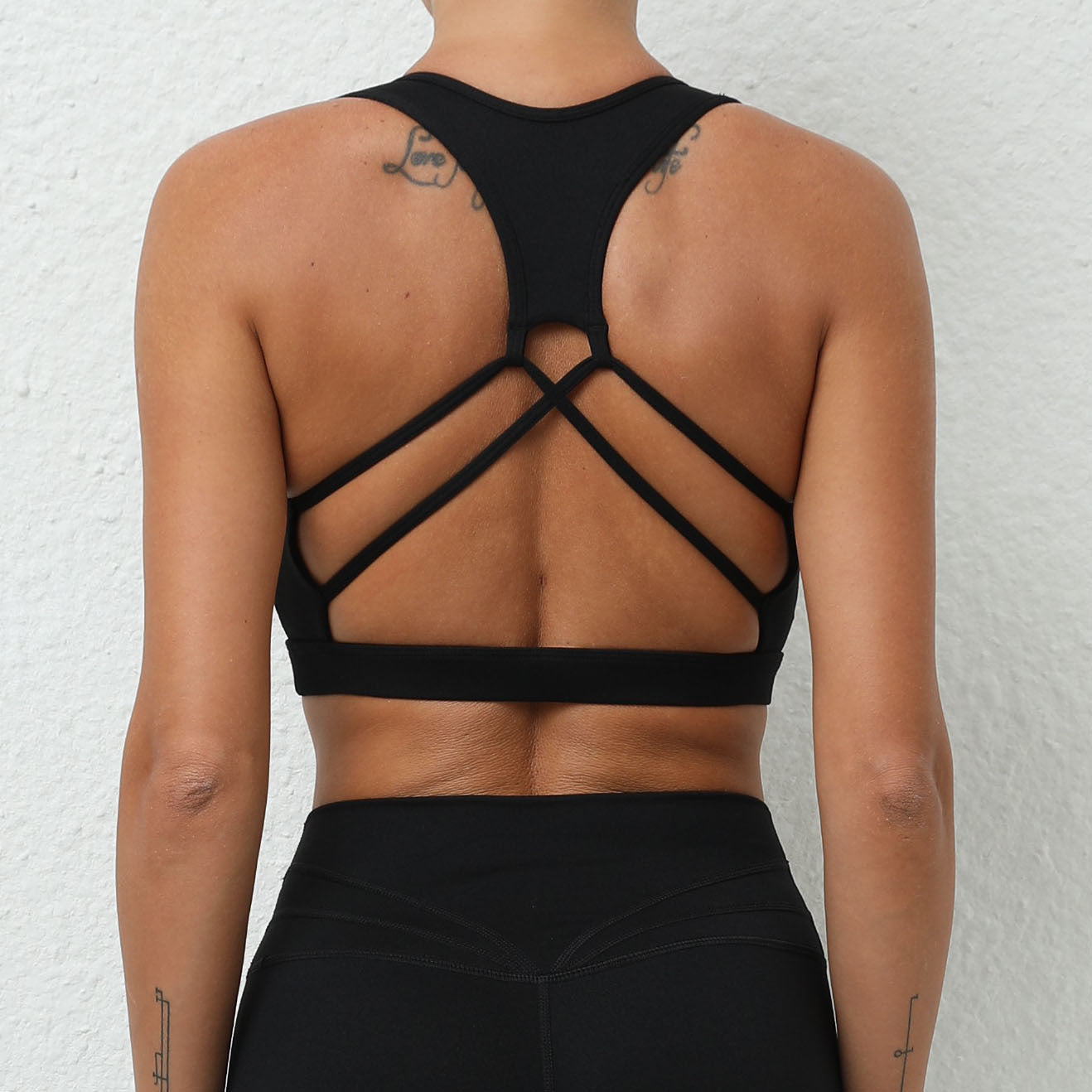 Cross back sports bra