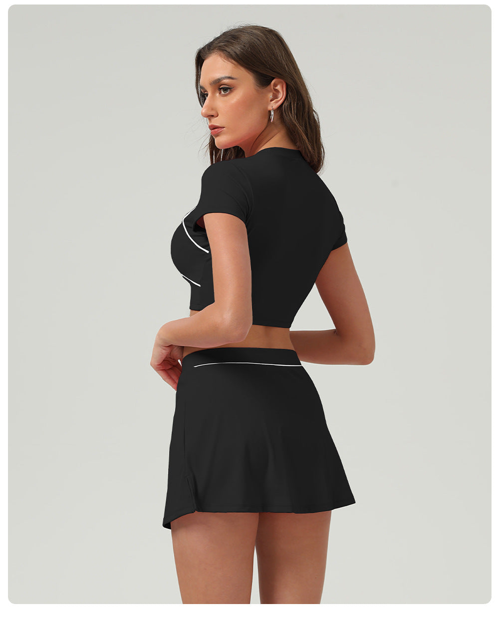 Contrast trim cropped top