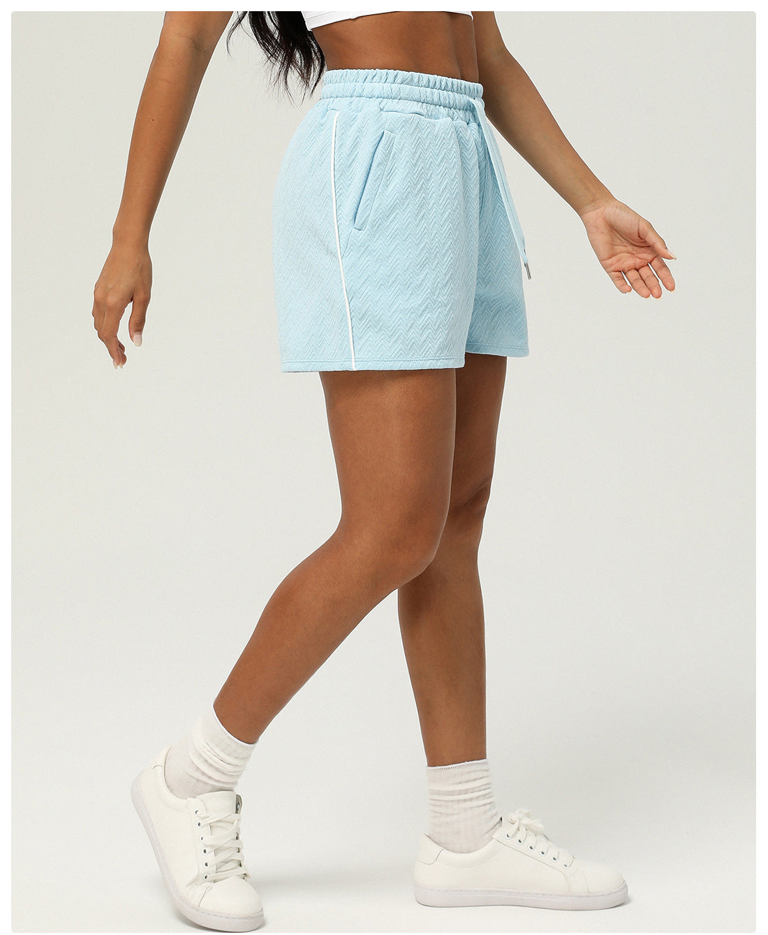 Textured running shorts