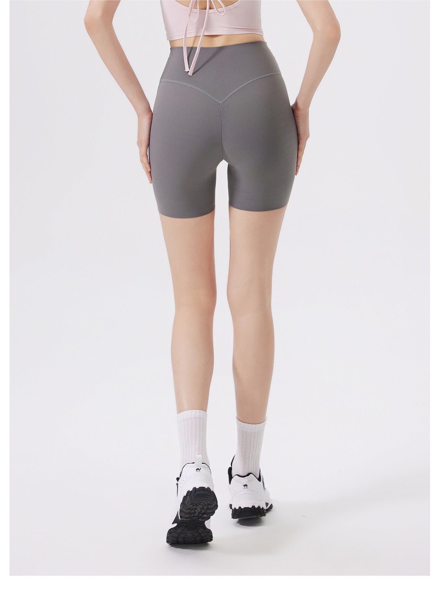 Seamless yoga shorts