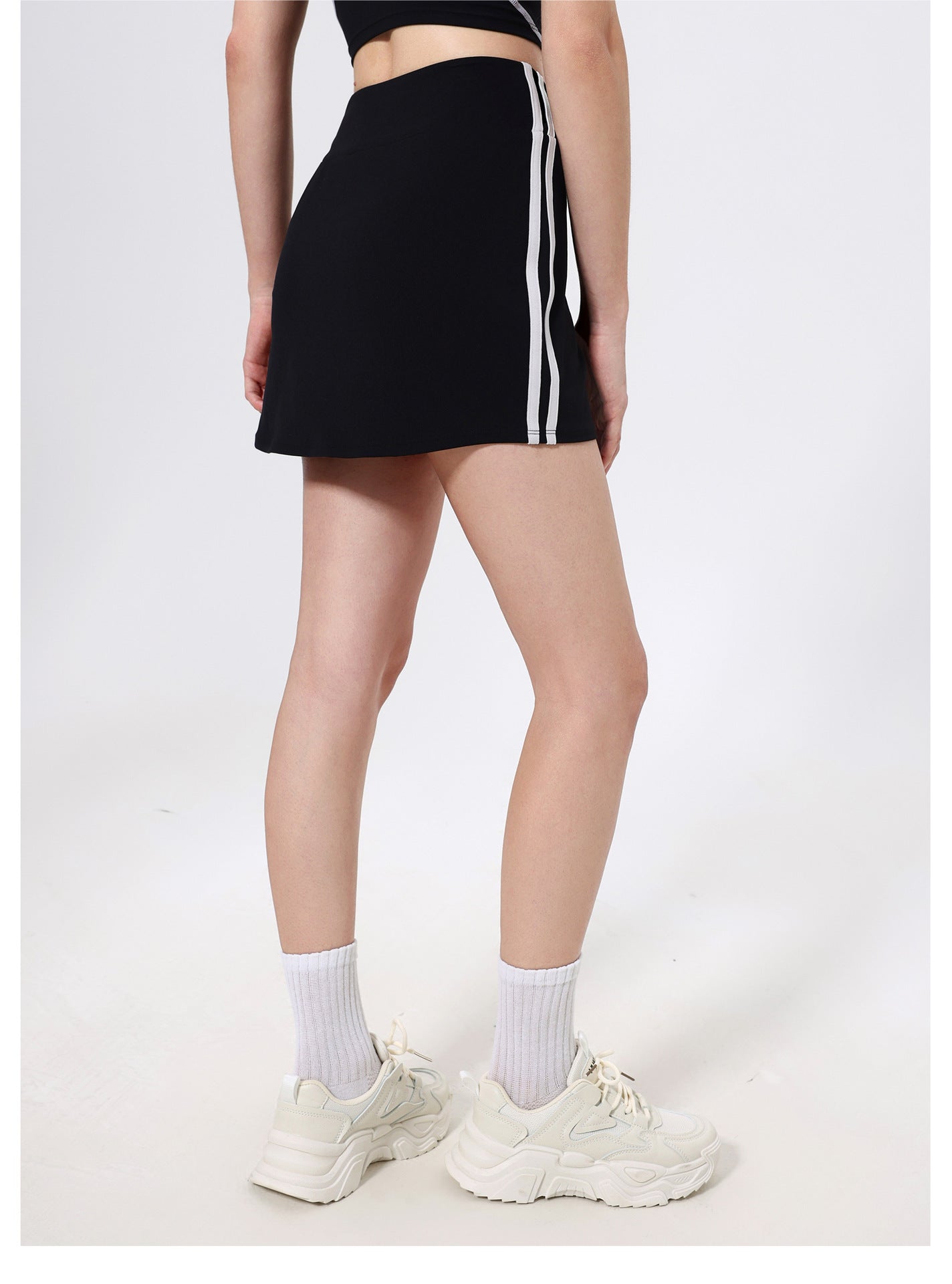 Contrast stripe tennis skirt