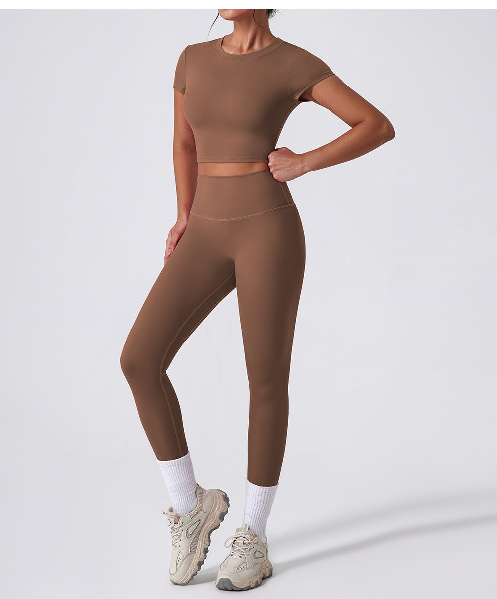Short sleeve cropped top