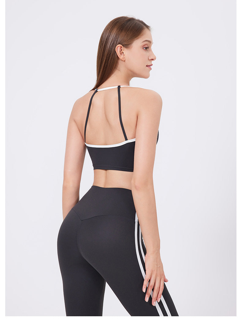 Contrast strap sports bra