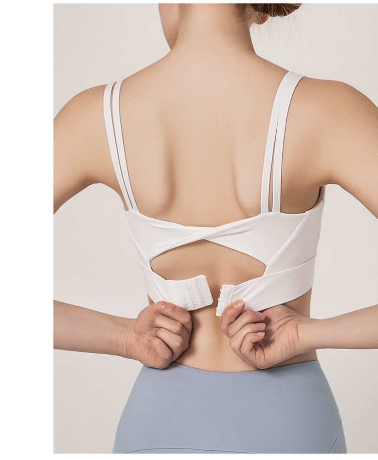 Twisted back sports bra